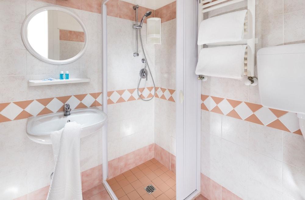 Hotel Carnaby Rimini Dış mekan fotoğraf