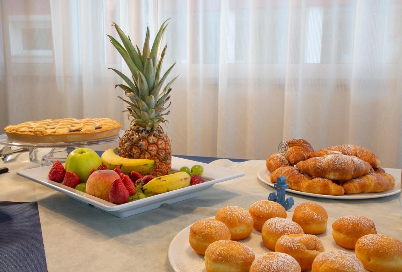 Hotel Carnaby Rimini Dış mekan fotoğraf