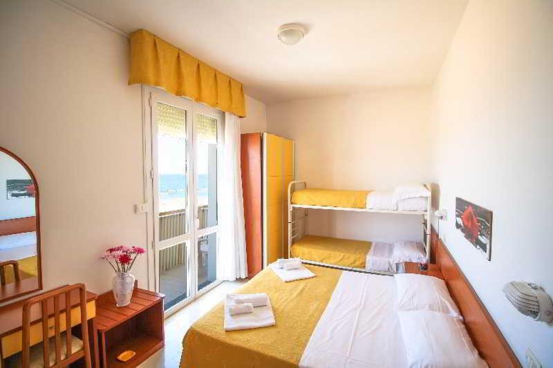 Hotel Carnaby Rimini Dış mekan fotoğraf