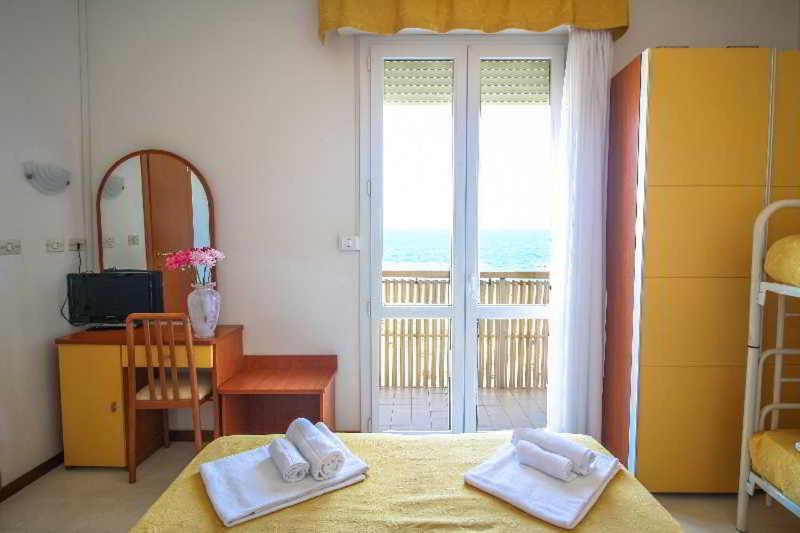 Hotel Carnaby Rimini Dış mekan fotoğraf